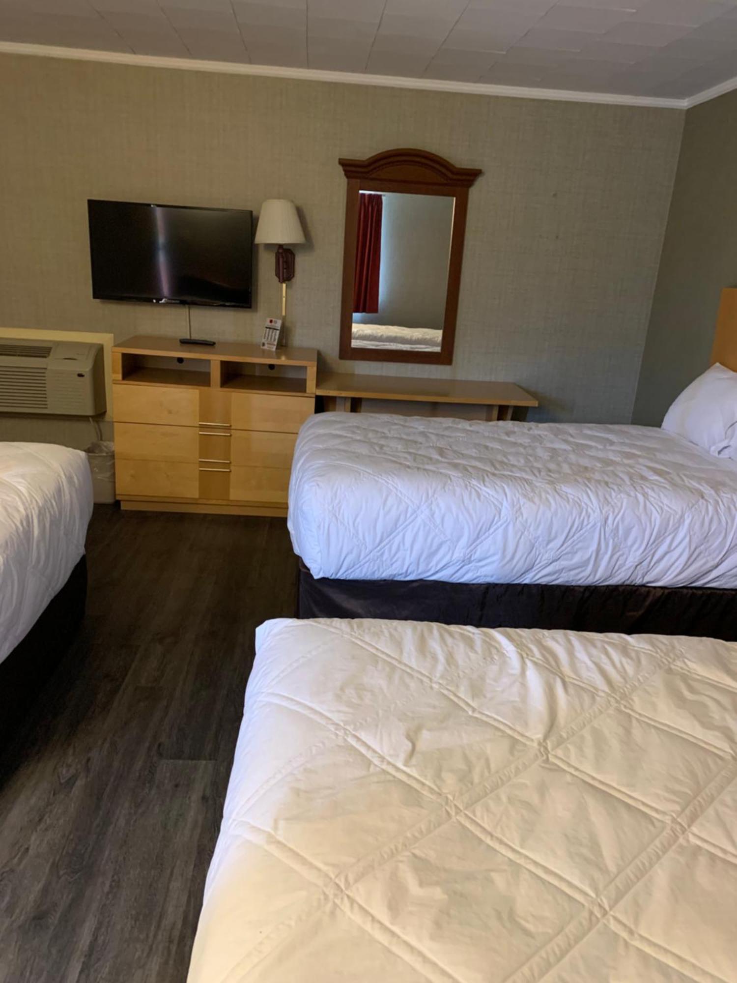 Falls Inn Newton Falls Εξωτερικό φωτογραφία
