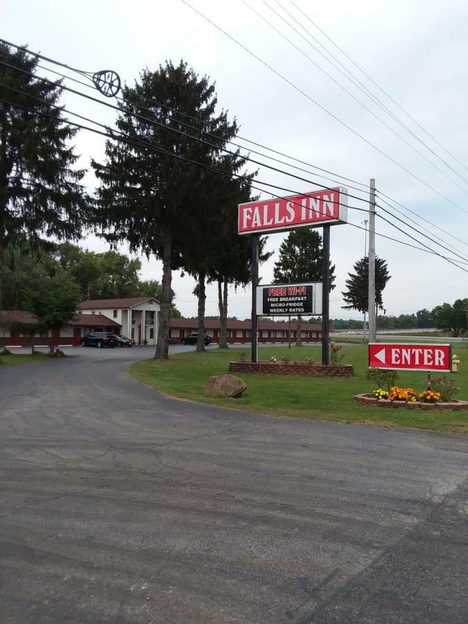 Falls Inn Newton Falls Εξωτερικό φωτογραφία