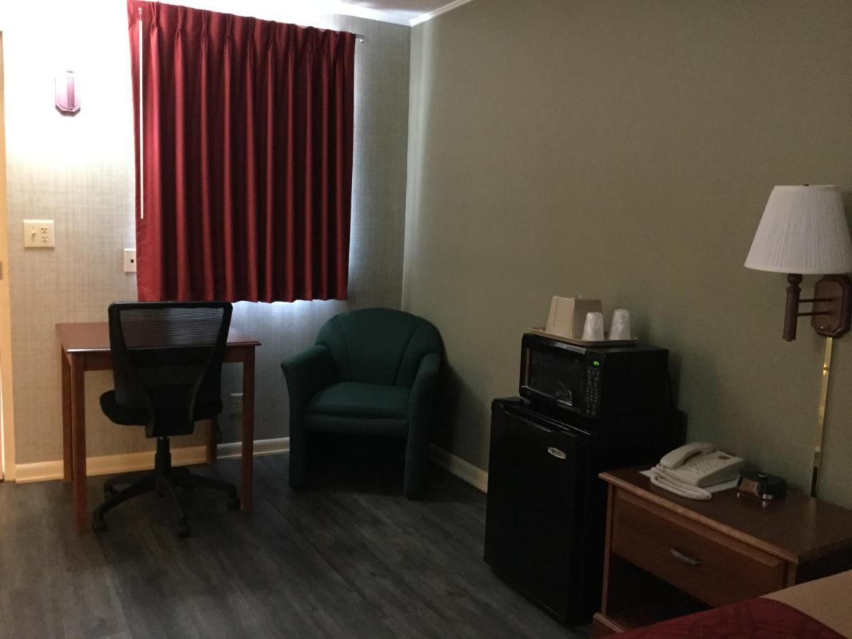 Falls Inn Newton Falls Εξωτερικό φωτογραφία