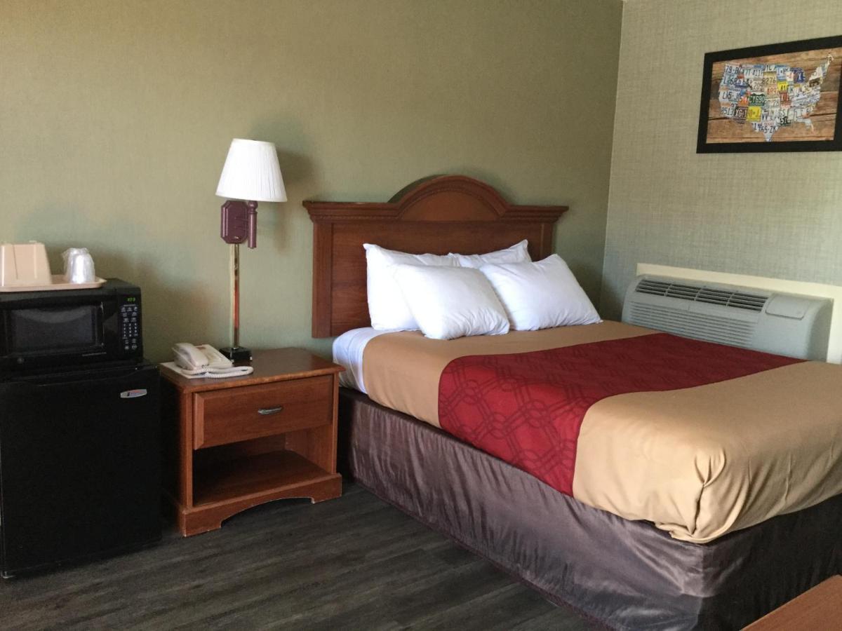 Falls Inn Newton Falls Εξωτερικό φωτογραφία